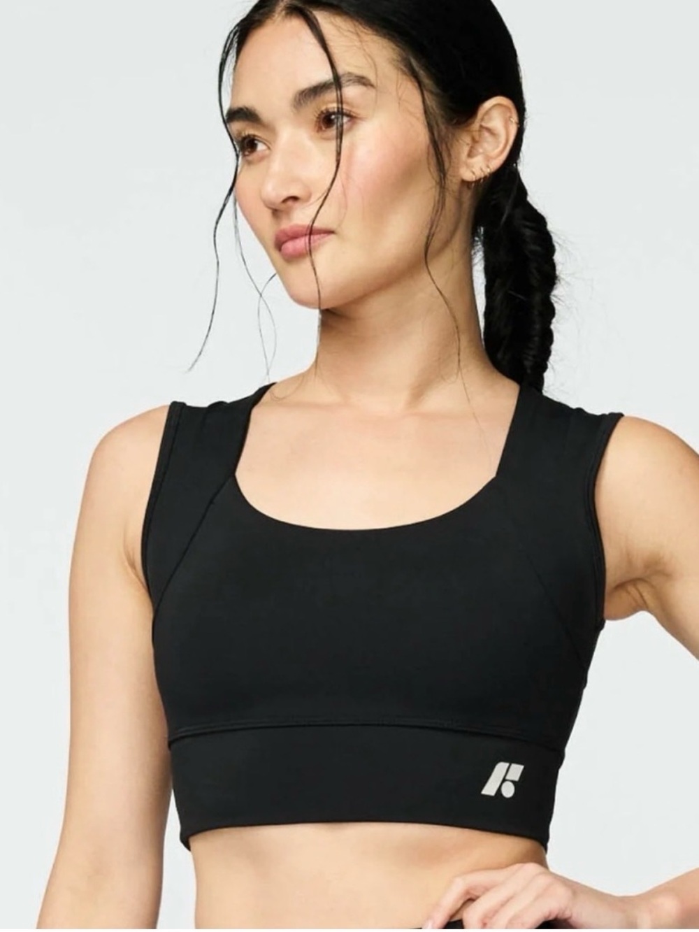 FORME • Power sports bra in obsidian black - XS posture bra